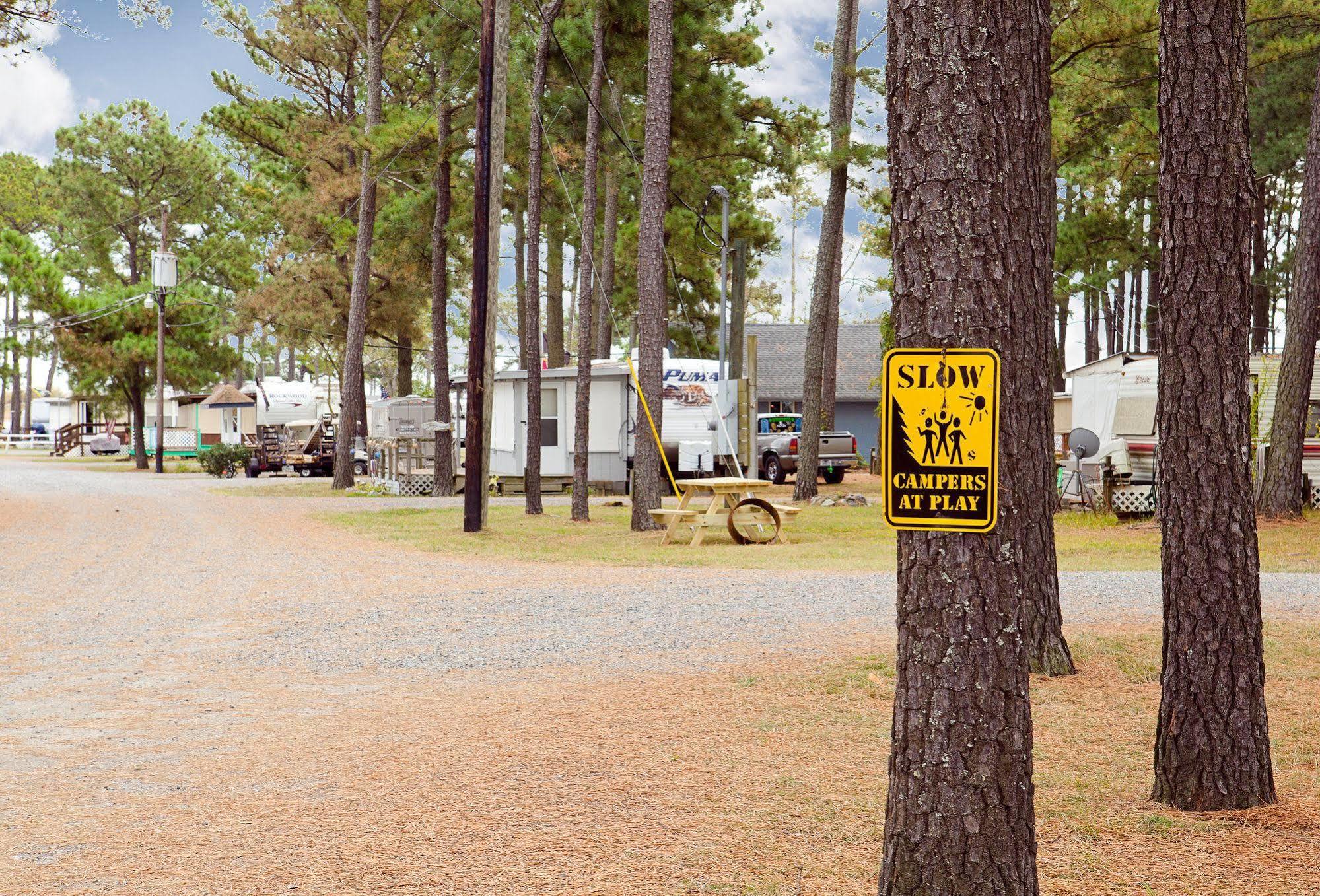 New Point Rv Resort Eksteriør billede