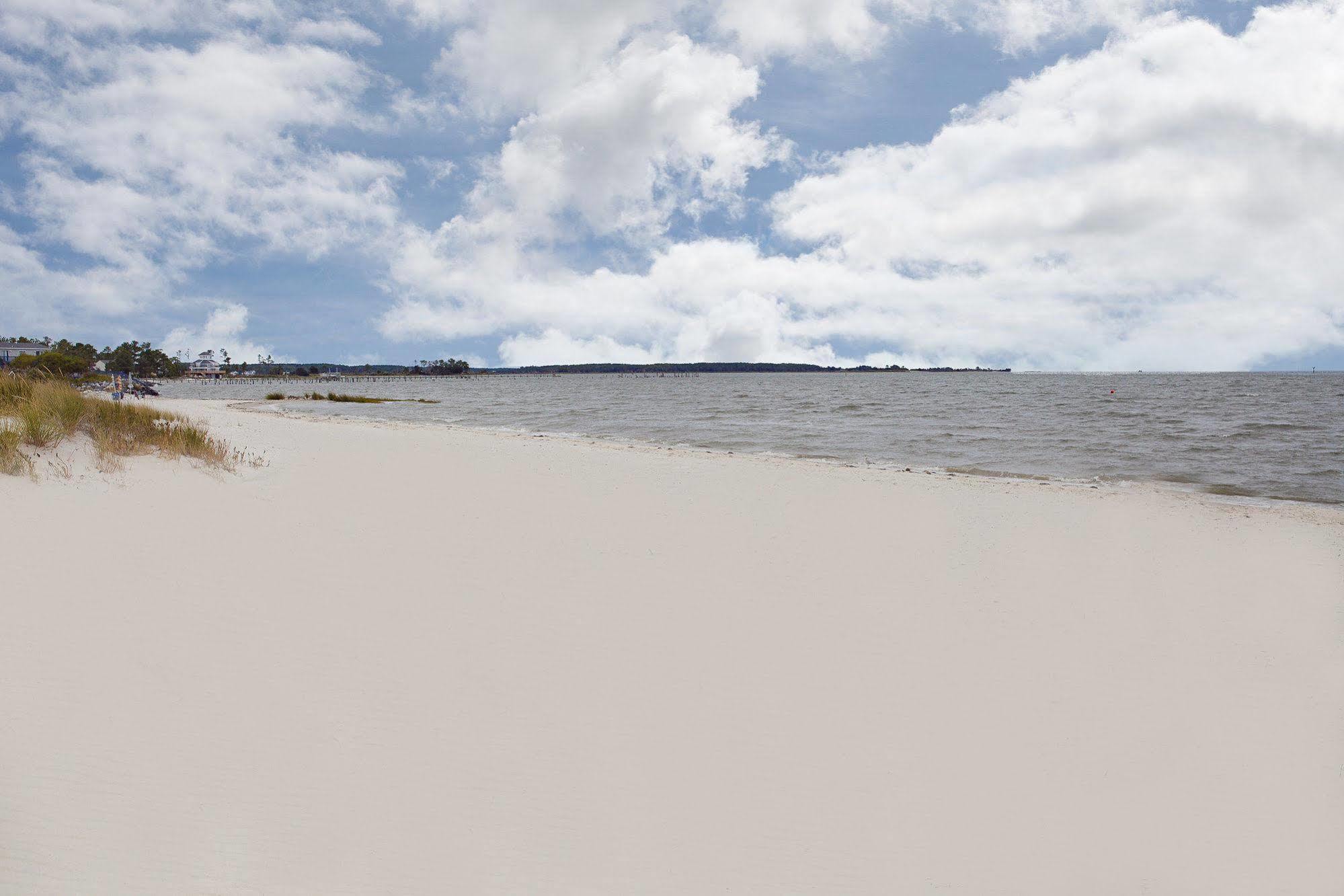 New Point Rv Resort Eksteriør billede
